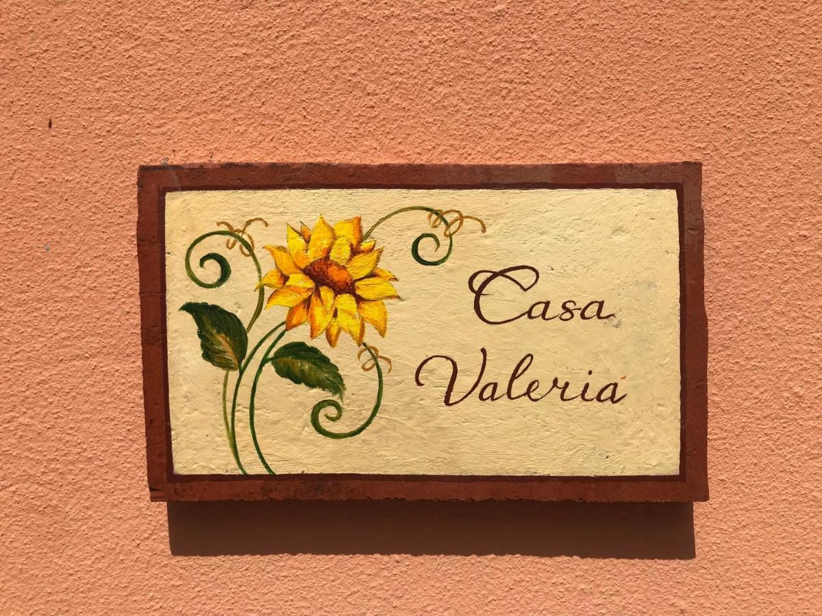 Hostal Casa Valeria Mammiano Exterior foto