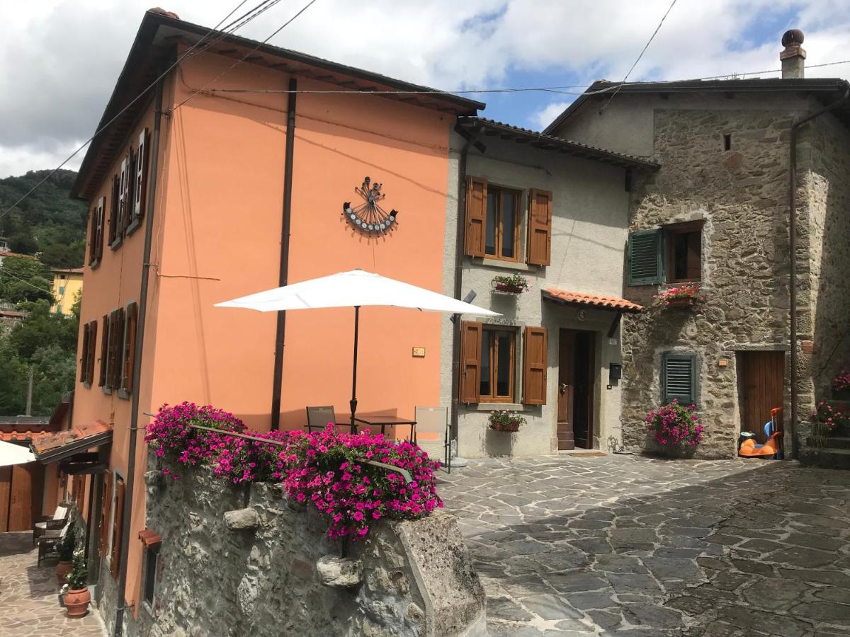 Hostal Casa Valeria Mammiano Exterior foto